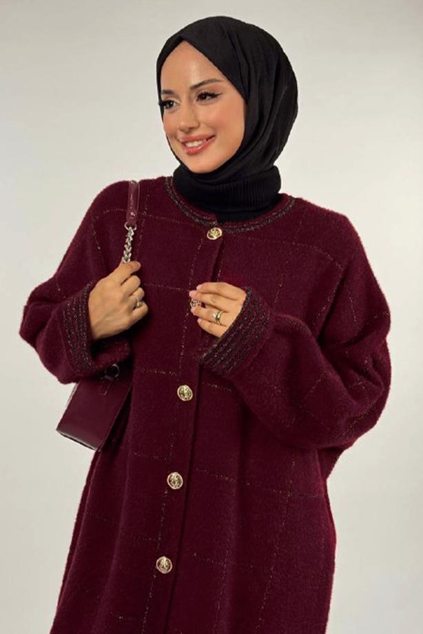 Tesettür giyim BORDO KARE DESENLİ HIRKA T 92381 - TRENDTESETTÜR