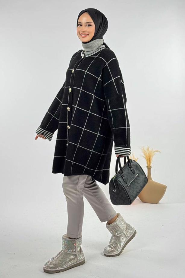 Tesettür giyim SİYAH KARE DESENLİ HIRKA T 92381 - TRENDTESETTÜR