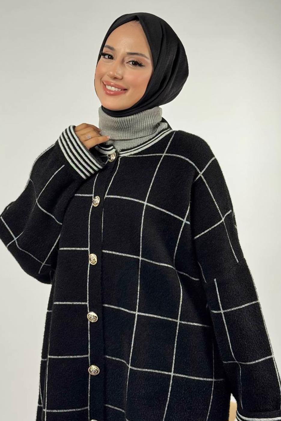 Tesettür giyim SİYAH KARE DESENLİ HIRKA T 92381