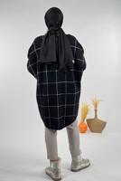 Tesettür giyim SİYAH KARE DESENLİ HIRKA T 92381