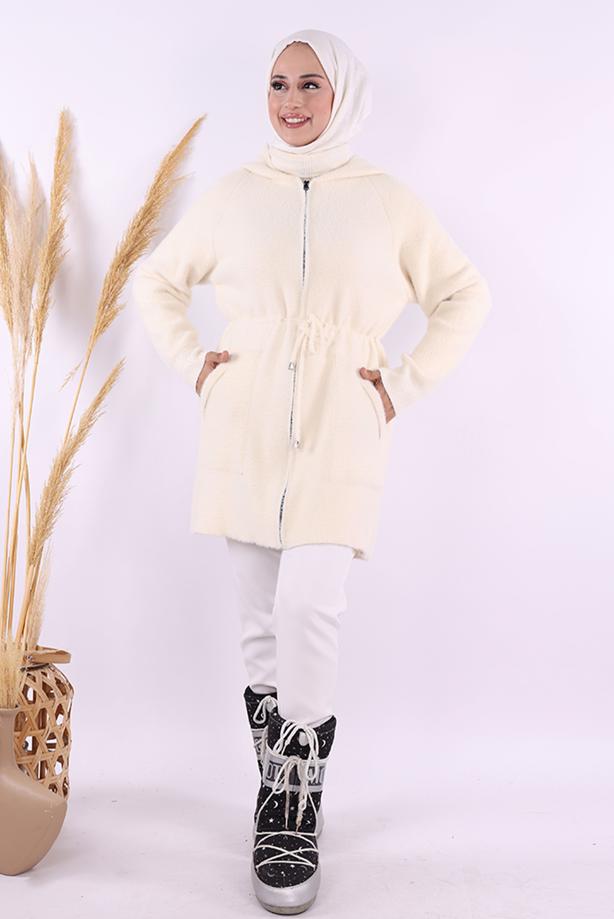 Tesettür giyim EKRU PELUŞ HIRKA T 95621 - TRENDTESETTÜR