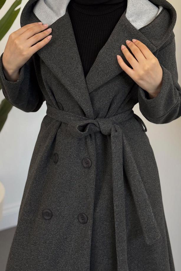 Tesettür giyim GRİ KAPÜŞONLU KUŞAKLI KABAN T 4326 - TRENDTESETTÜR