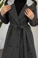 Tesettür giyim GRİ KAPÜŞONLU KUŞAKLI KABAN T 4326