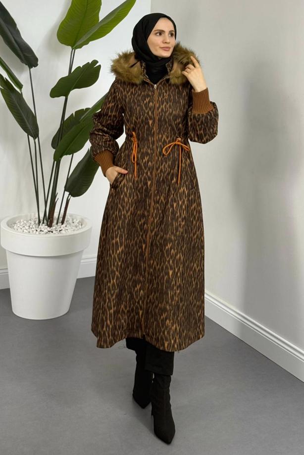 Tesettür giyim KAHVE LEOPAR DESENLİ KABAN T 5626 - TRENDTESETTÜR