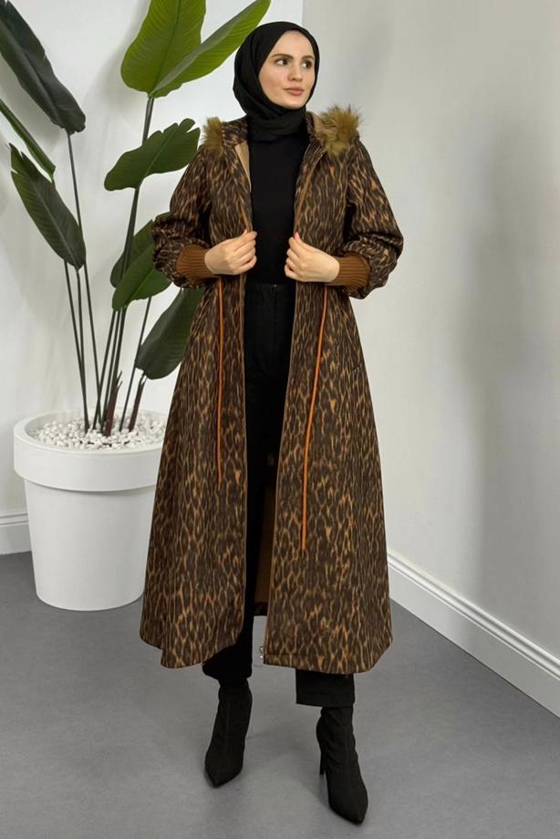 Tesettür giyim KAHVE LEOPAR DESENLİ KABAN T 5626 - TRENDTESETTÜR