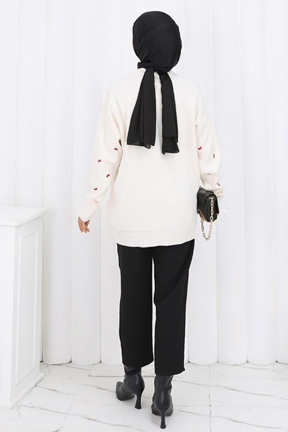 Tesettür giyim BEJ FİYONK DESENLİ TRİKO KAZAK T 1523