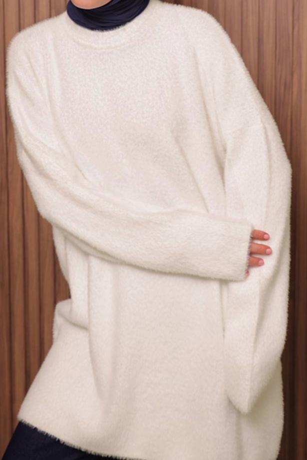 Tesettür giyim EKRU DİK YAKA KAZAK T 5770 - TRENDTESETTÜR