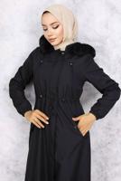 Tesettür giyim SİYAH KAPÜŞONLU MANTO T 0501