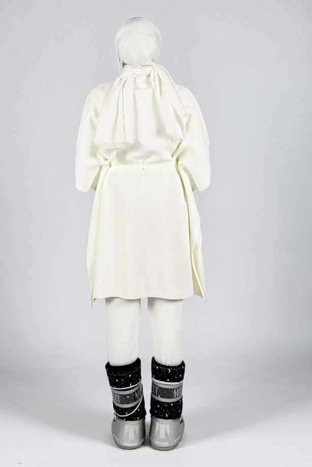 Tesettür giyim EKRU BELDEN BAĞCIKLI PANÇO T 80381 - TRENDTESETTÜR