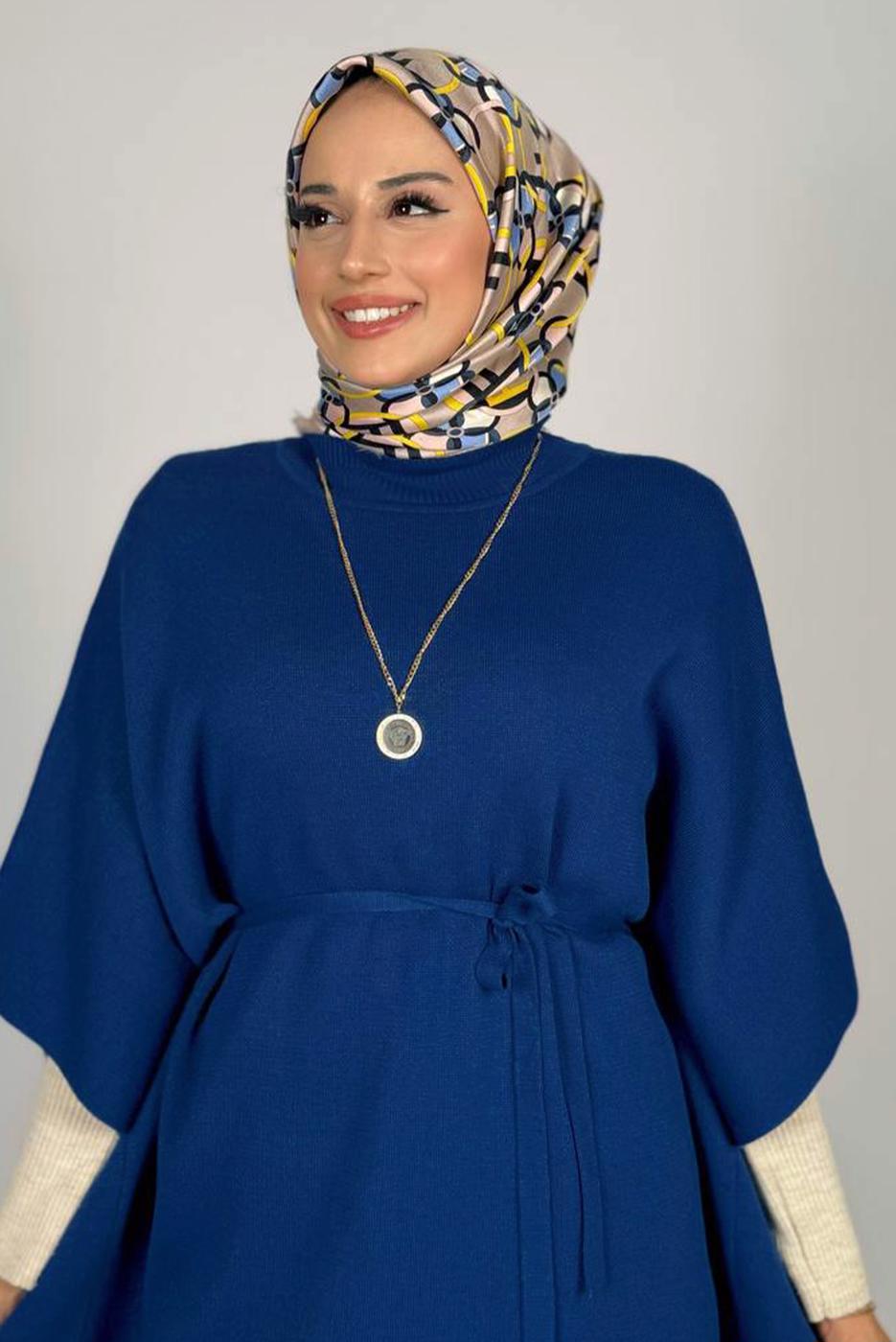 Vêtements hijab BLEU MARINE PONCHO TAILLE NOUÉE T 80381