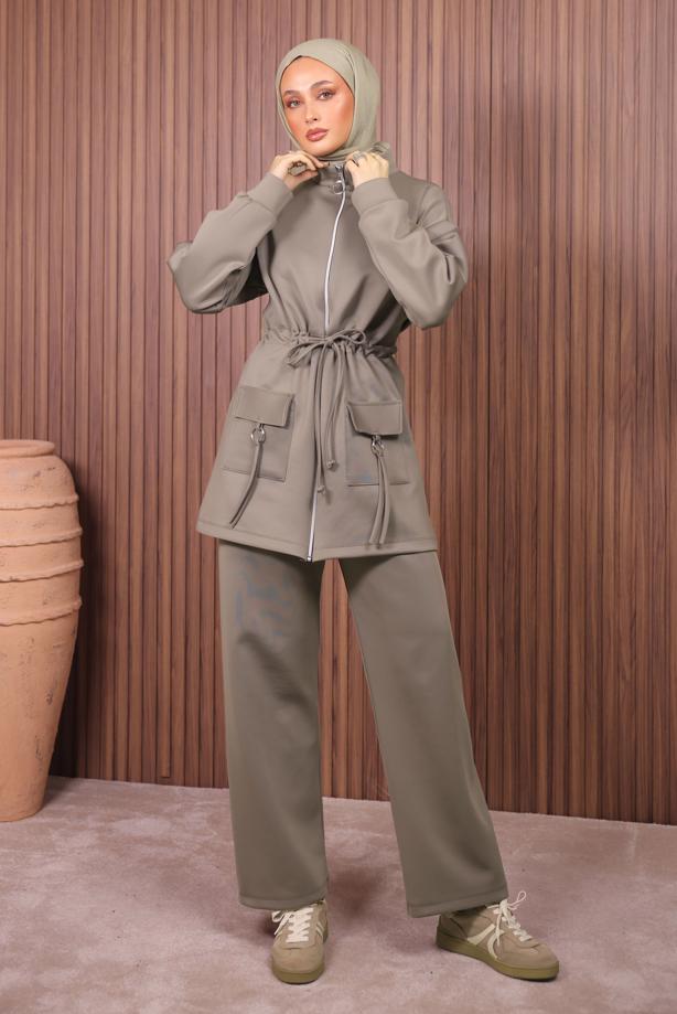Tesettür giyim KAHVE BELİ BÜZGÜLÜ PANTOLONLU TAKIM T 0335 - TRENDTESETTÜR
