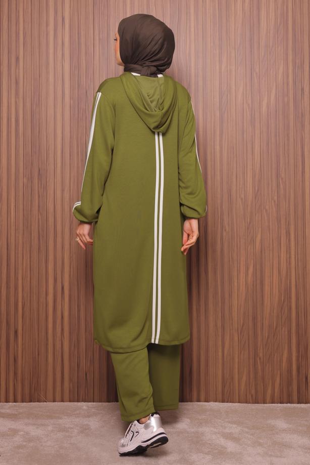 Tesettür giyim YEŞİL KAPÜŞONLU PANTOLONLU TAKIM T 0835 - TRENDTESETTÜR