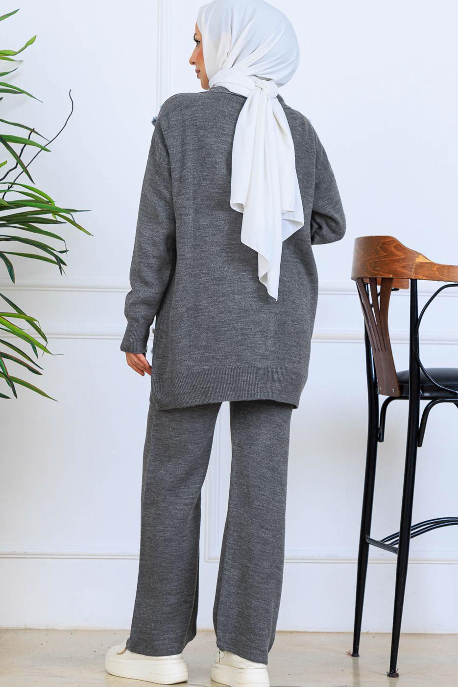 Tesettür giyim GRİ T 1001 BN ÇİÇEKLİ TRİKO TAKIM