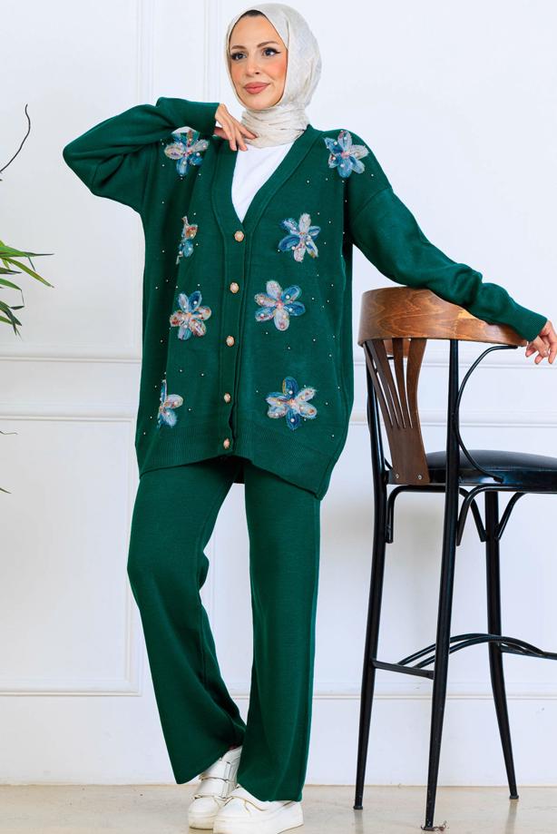 Tesettür giyim YEŞİL T 1001 BN ÇİÇEKLİ TRİKO TAKIM - TRENDTESETTÜR