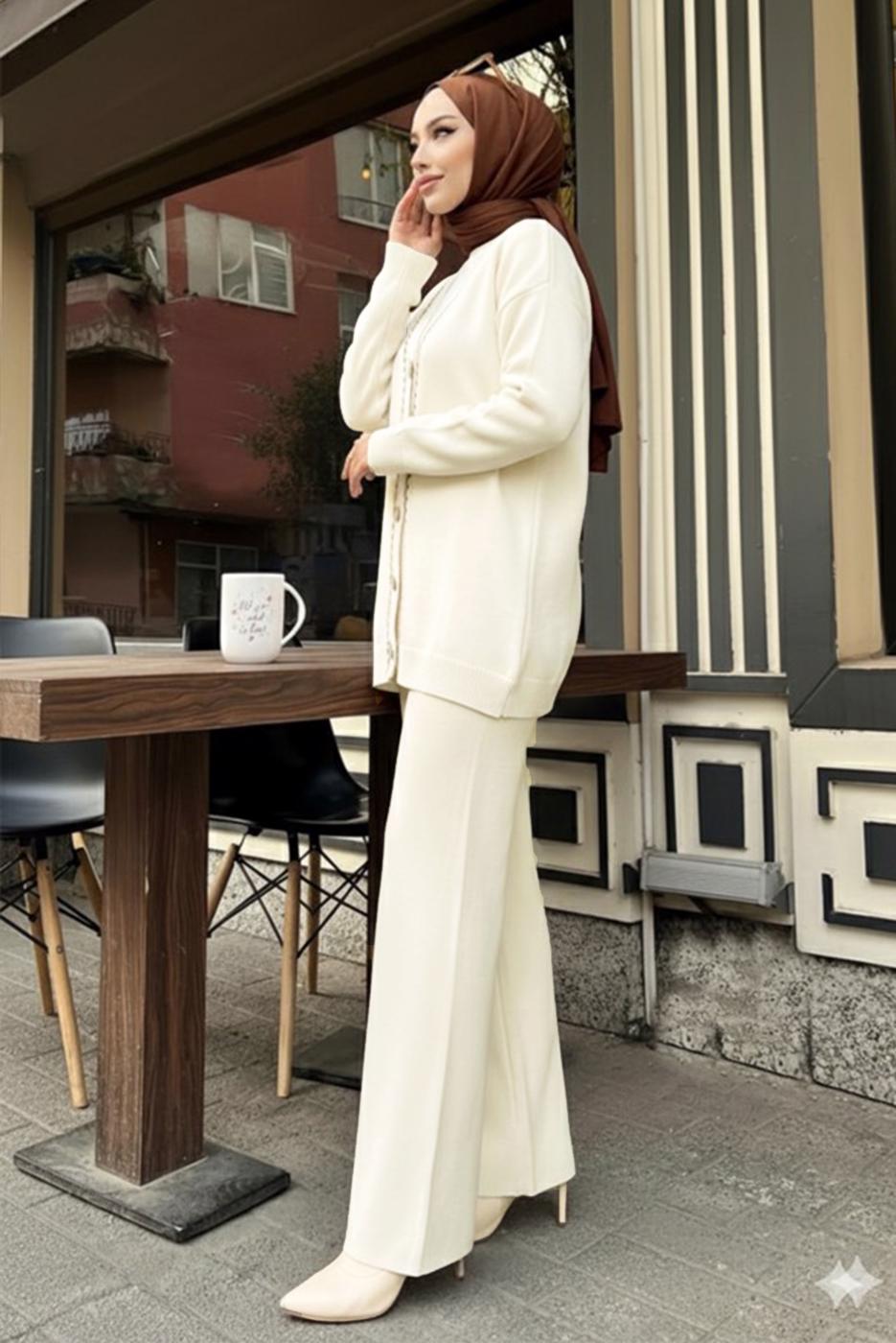 Tesettür giyim BEJ PANTOLONLU TRİKO TAKIM T 20352