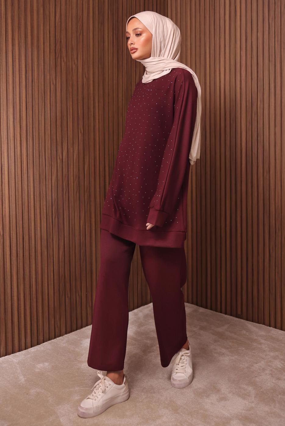 Tesettür giyim BORDO TAŞ BASKILI PANTOLONLU TAKIM T 2535