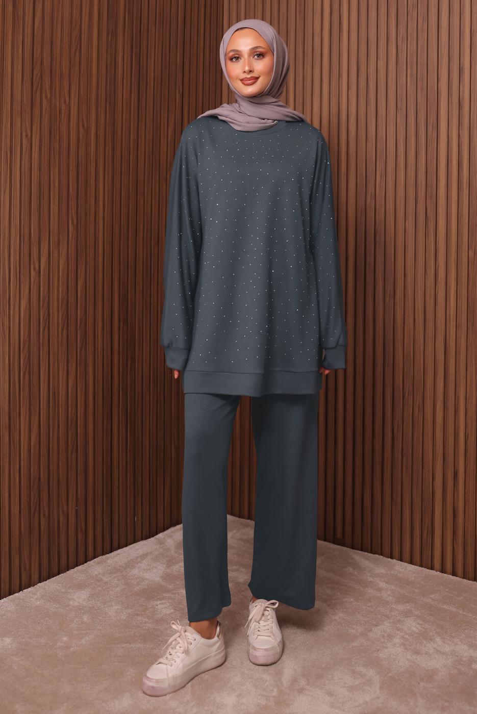 Tesettür giyim GRİ TAŞ BASKILI PANTOLONLU TAKIM T 2535