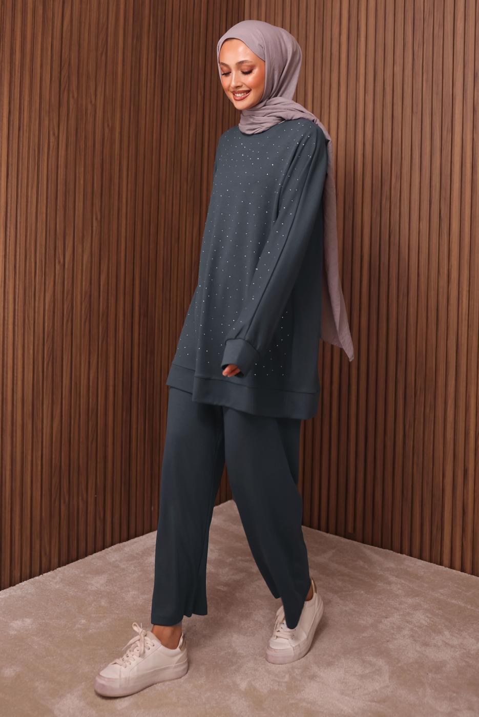 Tesettür giyim GRİ TAŞ BASKILI PANTOLONLU TAKIM T 2535