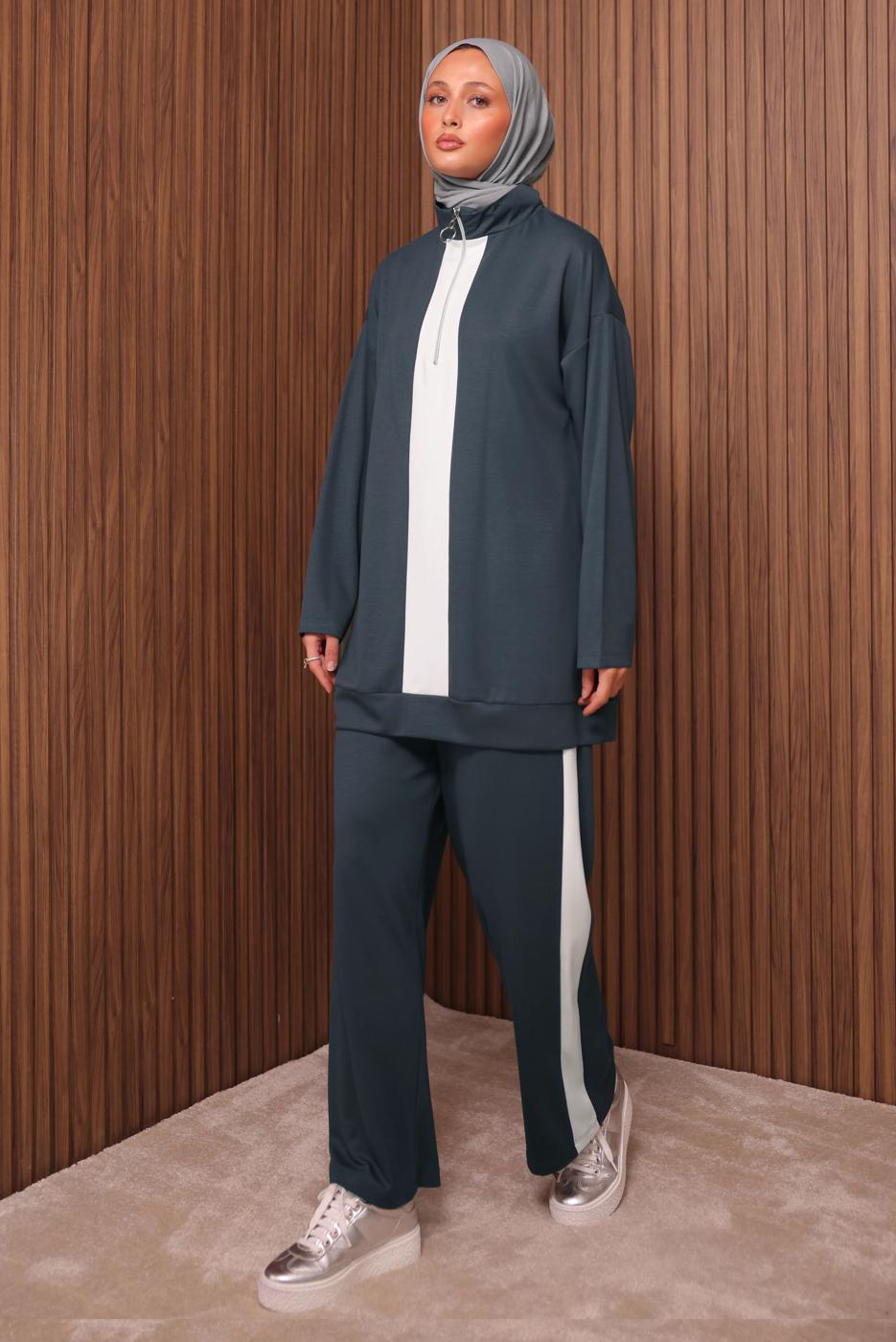 Tesettür giyim GRİ ŞERİT DETAYLI PANTOLONLU TAKIM T 3035