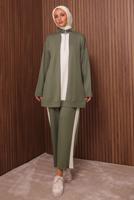Tesettür giyim YEŞİL ŞERİT DETAYLI PANTOLONLU TAKIM T 3035