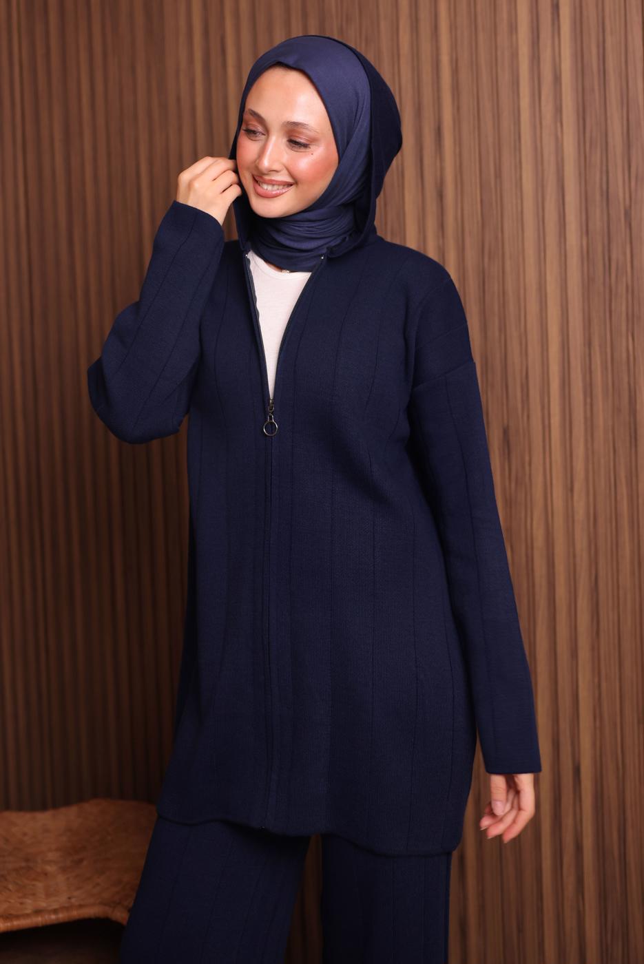 Tesettür giyim LACİVERT KAPÜŞONLU PANTOLONLU TRİKO TAKIM T 3307