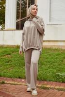 Tesettür giyim BEJ PANTOLONLU KAPÜŞONLU TAKIM T 5666