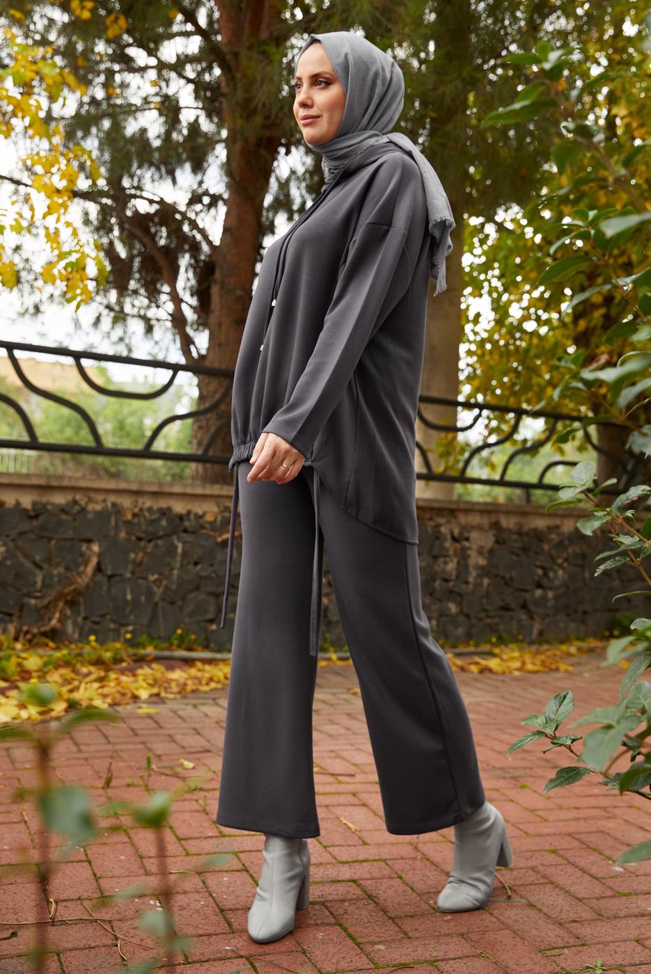 Tesettür giyim GRİ PANTOLONLU KAPÜŞONLU TAKIM T 5666