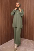Tesettür giyim YEŞİL DÜĞME DETAYLI PANTOLONLU TAKIM T 7035