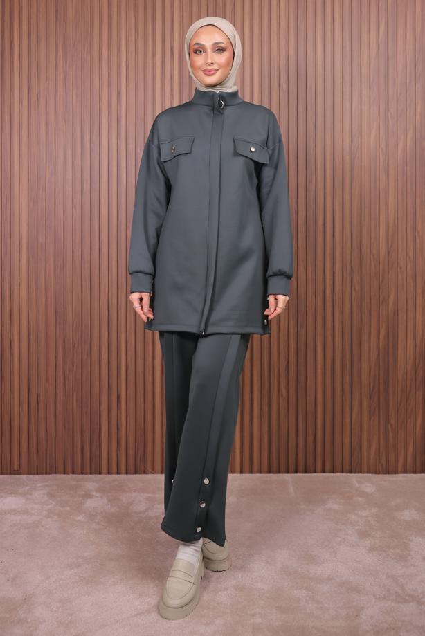 Tesettür giyim GRİ PANTOLONLU SCUBA ÖRME TAKIM T 7235 - TRENDTESETTÜR