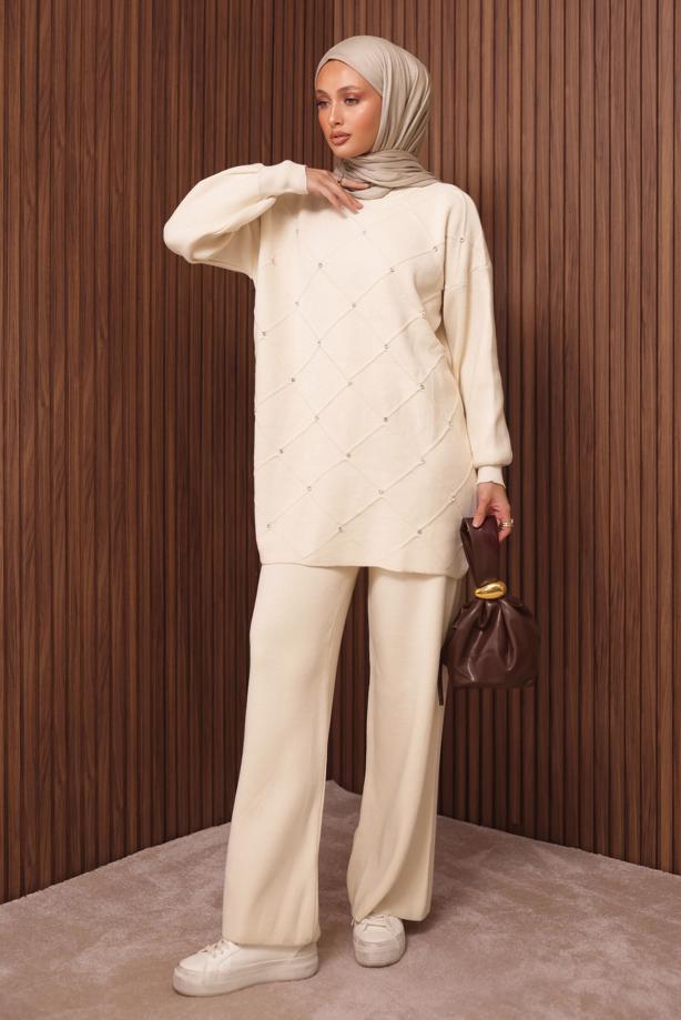 Tesettür giyim BEJ PANTOLONLU TRİKO TAKIM T 7607 - TRENDTESETTÜR