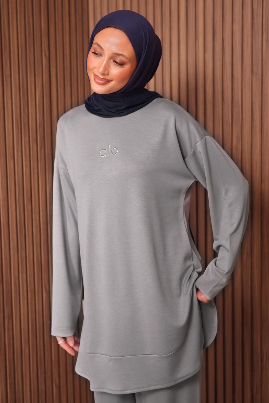 Tesettür giyim GRİ YAZI BASKILI PANTOLONLU TAKIM T 9535