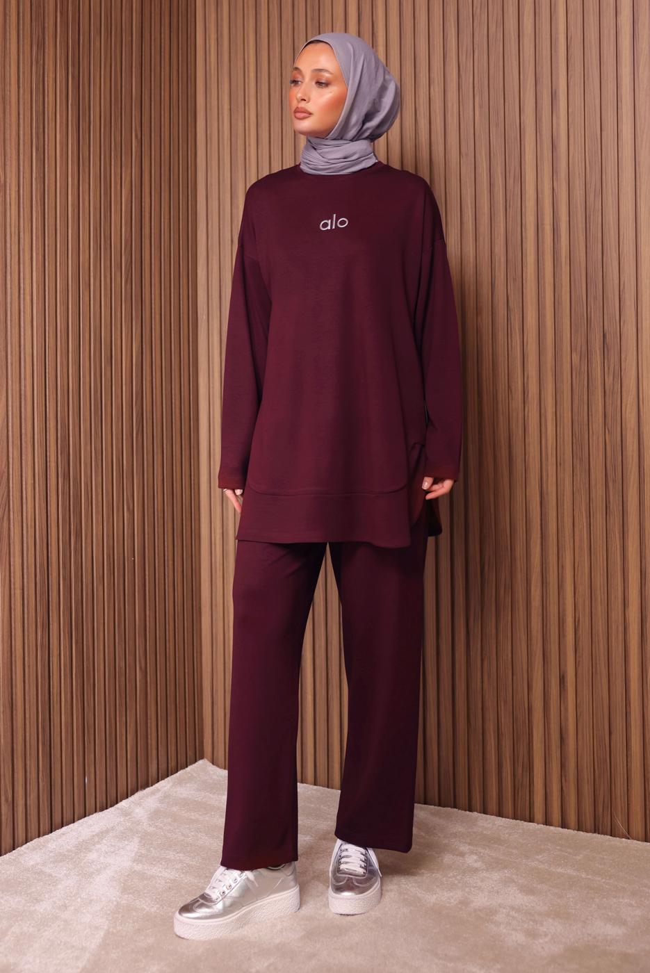 Tesettür giyim BORDO YAZI BASKILI PANTOLONLU TAKIM T 9535