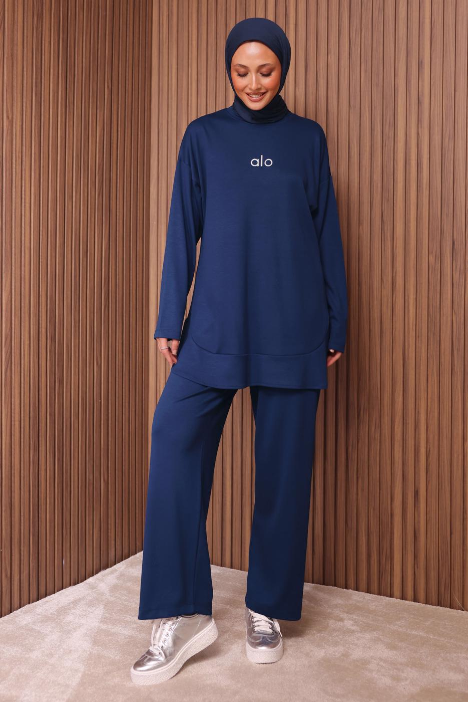 Tesettür giyim LACİVERT YAZI BASKILI PANTOLONLU TAKIM T 9535