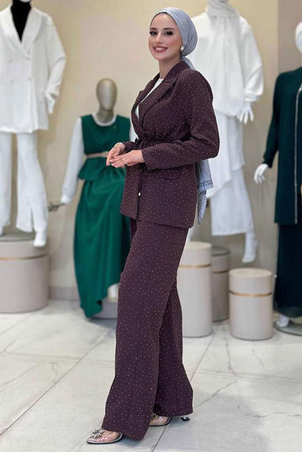 Tesettür giyim MÜRDÜM TAŞ DETAYLI PANTOLONLU TAKIM T 9958 - TRENDTESETTÜR