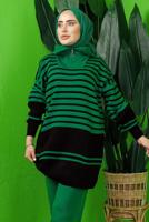 Tesettür giyim YEŞİL TRİKO TUNİK T 3208-1