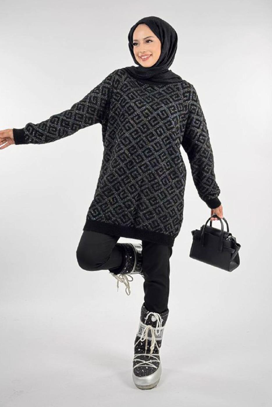 Tesettür giyim SİYAH DESENLİ TUNİK T 62381