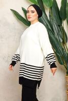 Tesettür giyim SİYAH DİK YAKA ÇİZGİLİ TUNİK T 6308-1