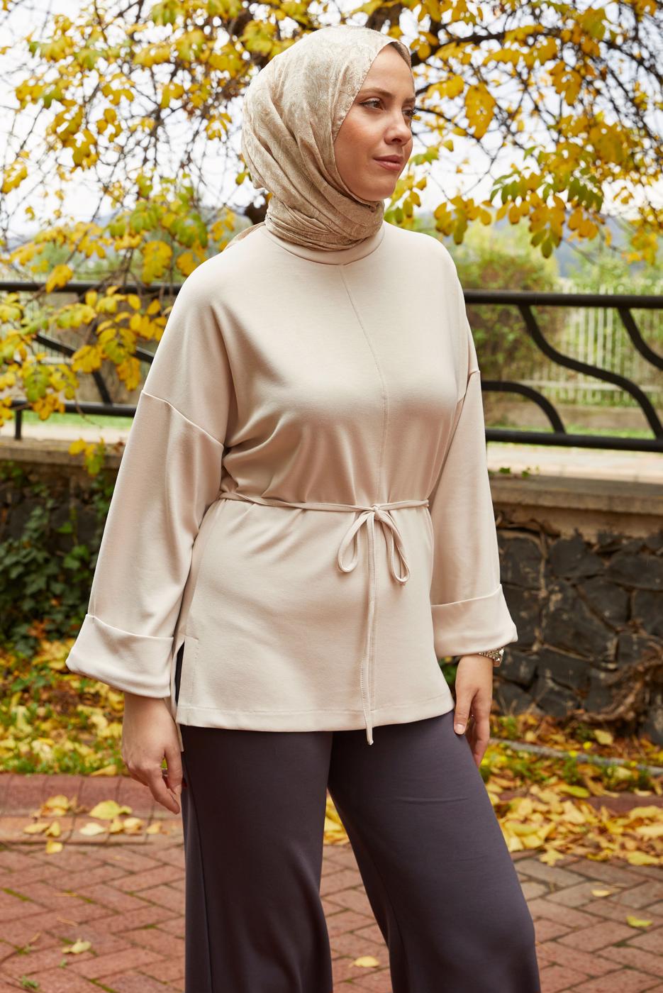 Tesettür giyim BEJ BELDEN BAĞCIKLI TUNİK T 84112