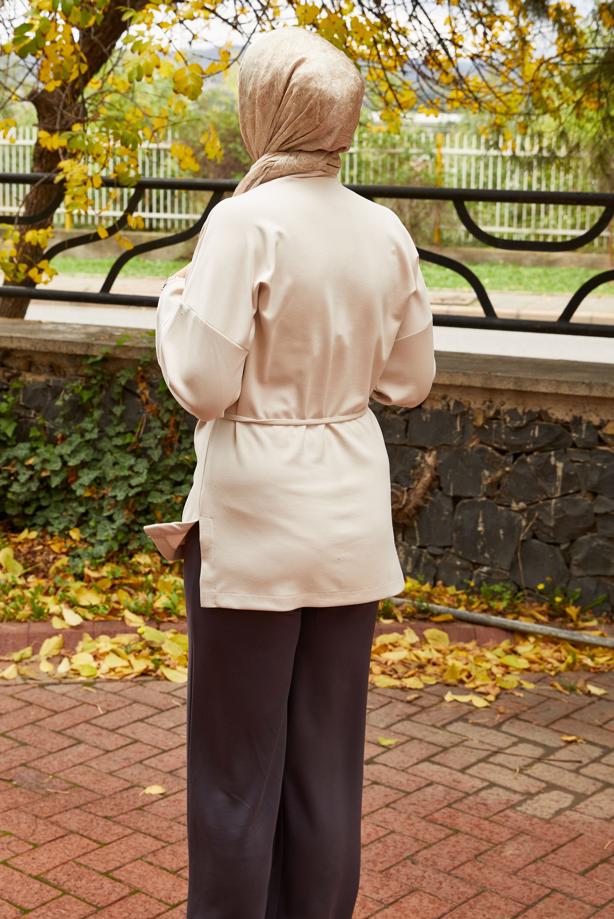 Tesettür giyim BEJ BELDEN BAĞCIKLI TUNİK T 84112 - TRENDTESETTÜR