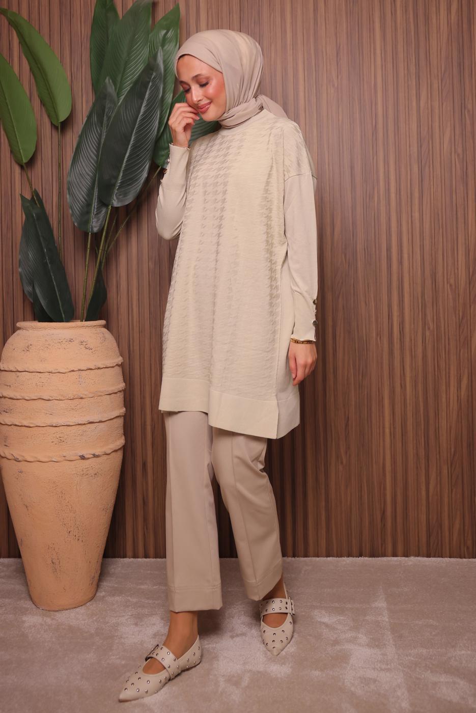 Tesettür giyim EKRU TRİKO TUNİK T 9007