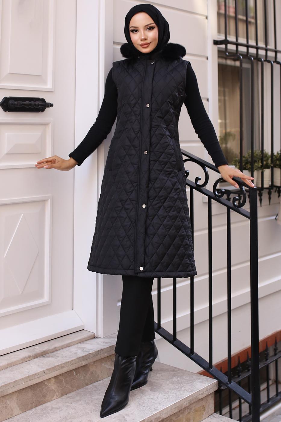 Tesettür giyim SİYAH KAPÜŞONLU ŞİŞME YELEK T 1091