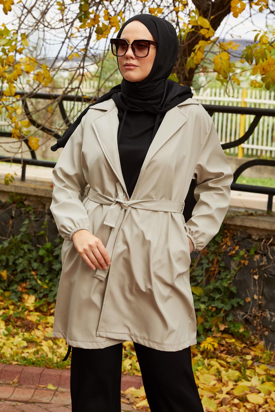 Tesettür giyim BEJ KUŞAKLI TRENÇKOT T 59112