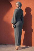 Tesettür giyim GRİ KENDİNDEN KUŞAKLI ABİYE ELBİSE T 5226