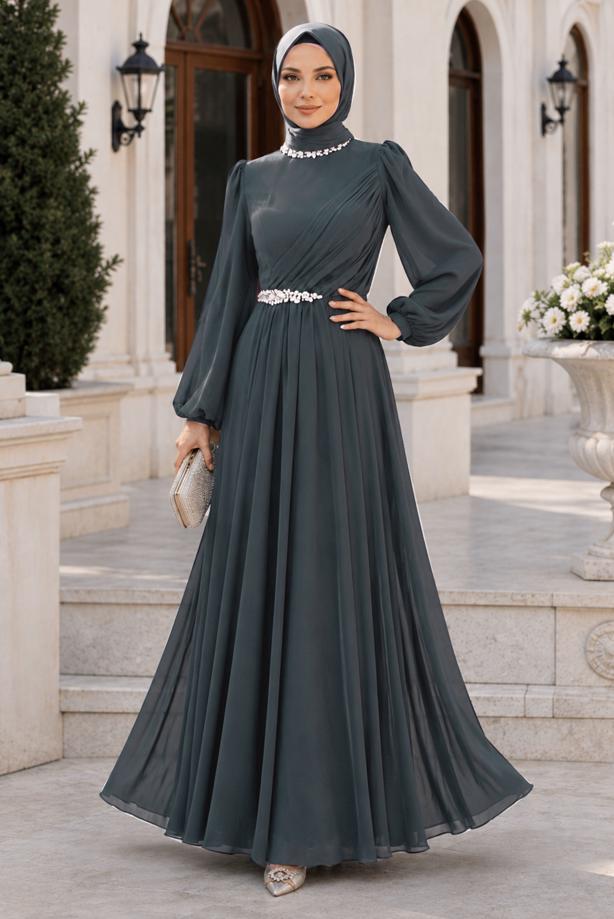 Tesettür giyim GRİ TAŞ DETAYLI ŞİFON ABİYE ELBİSE T 6363 - TRENDTESETTÜR