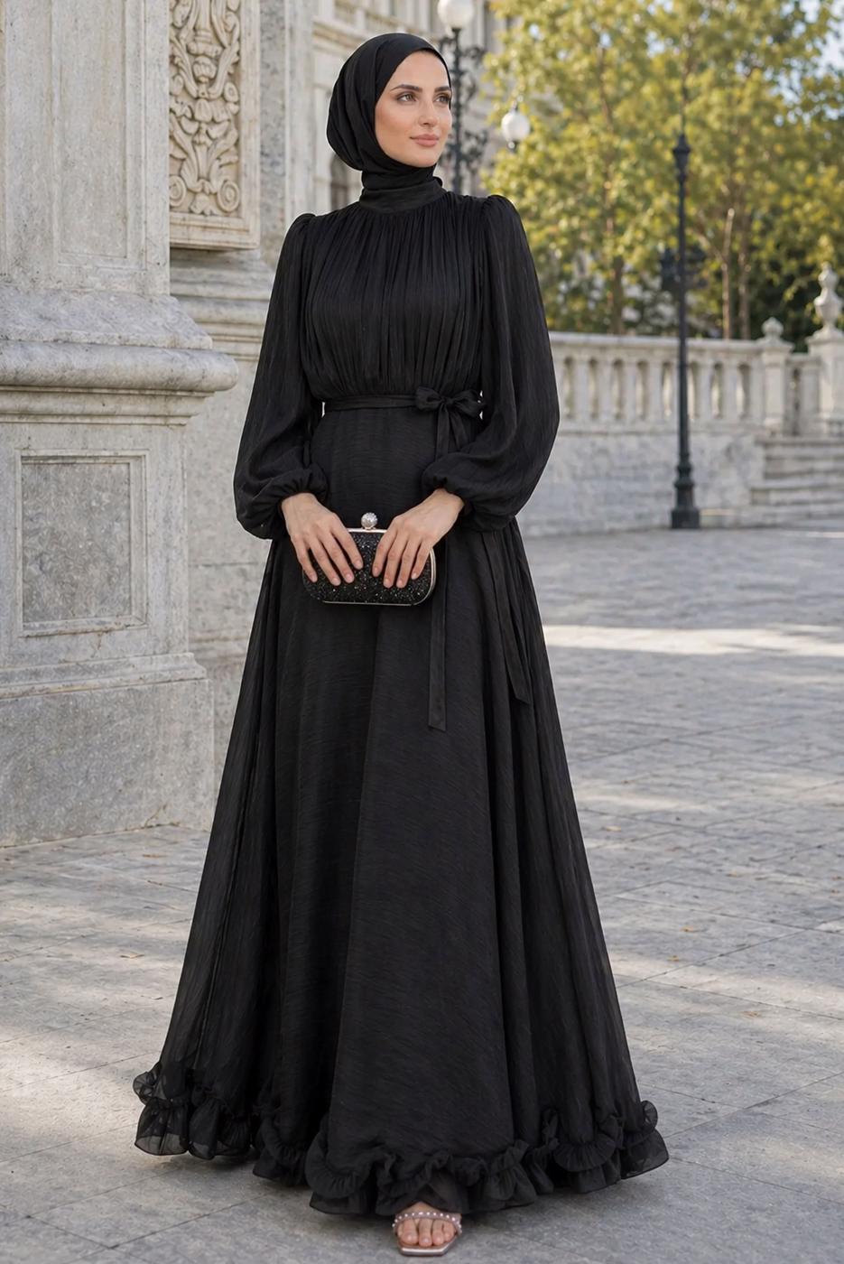 Tesettür giyim SİYAH KUŞAKLI SATEN ABİYE ELBİSE T 8726