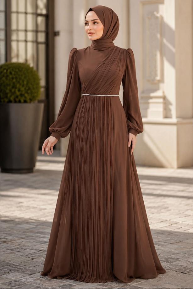 Tesettür giyim KAHVE DRAPE DETAYLI ABİYE ELBİSE T 9363 - TRENDTESETTÜR