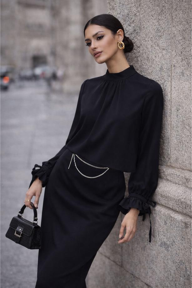 Tesettür giyim SİYAH FIFIR DETAYLI BLUZ T 5826 - TRENDTESETTÜR