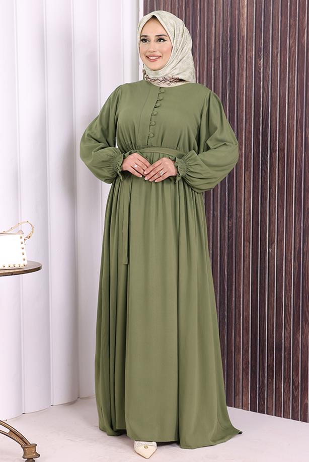 Tesettür giyim HAKİ KUŞAKLI DÜĞME DETAYLI ELBİSE T 5506 - TRENDTESETTÜR