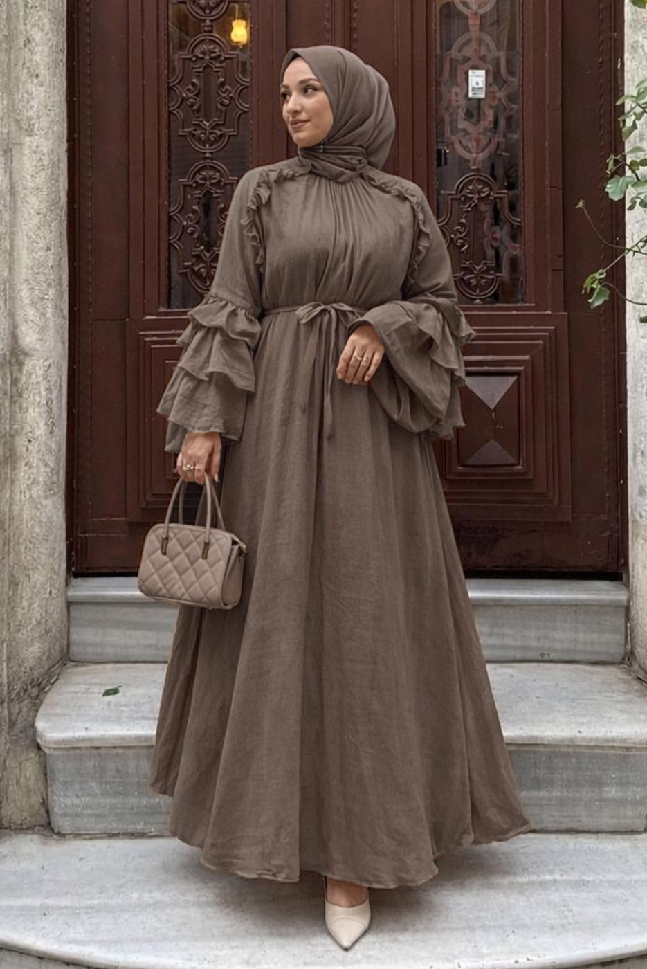 Tesettür giyim KAHVE KUŞAKLI FIRFIRLI ELBİSE T 5532