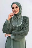 Vêtements hijab VERT ROBE EN CHIFFON CEINTURE T 9493
